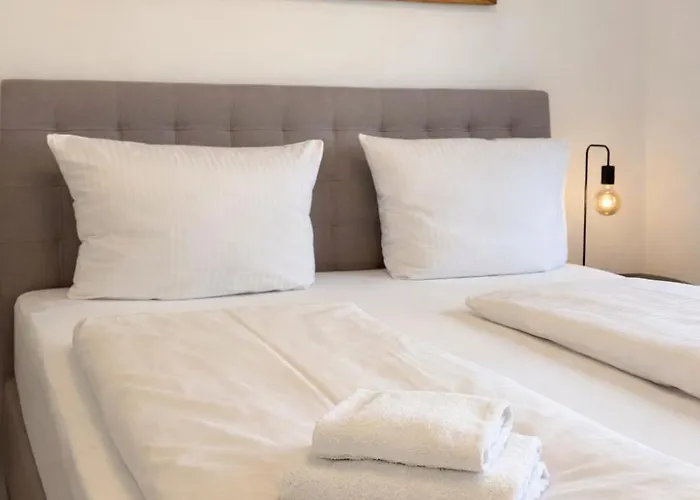 Modernes Mit Balkon & Wohlfuehl-ambiente